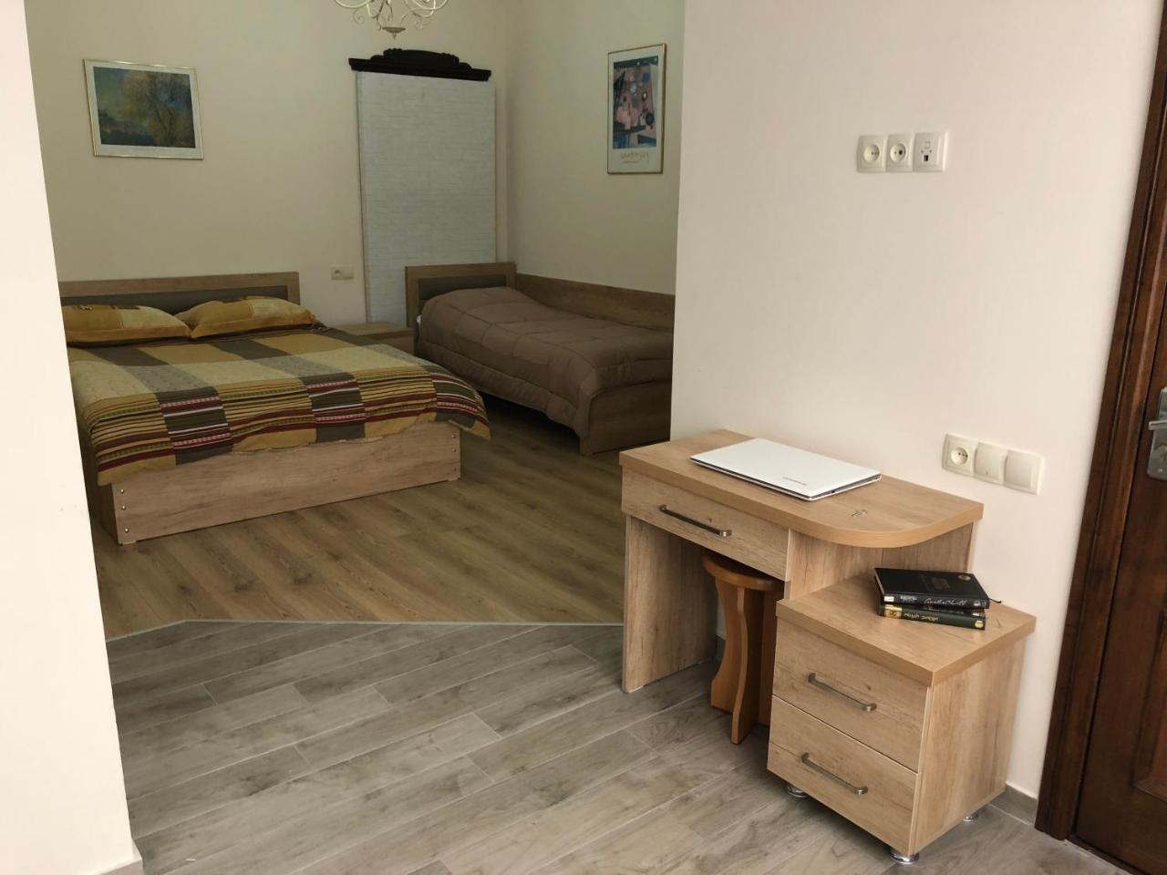 Temo Guest House 10 Batumi Exterior foto